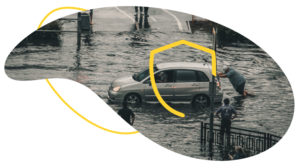>O que fazer se meu carro foi atingido por uma inundação?